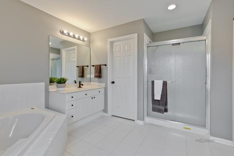 33780 N Summerfields Dr, Gurnee, IL 60031 photo 24