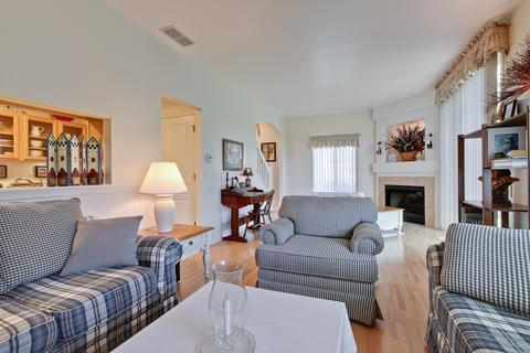 943 Mesa Dr, Elgin, IL 60123 photo 8