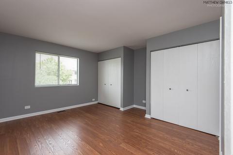 683 Packard Dr, Elgin, IL 60120 photo 17