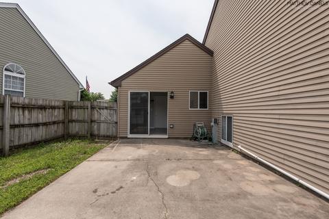 683 Packard Dr, Elgin, IL 60120 photo 26