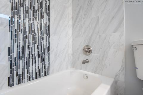 683 Packard Dr, Elgin, IL 60120 photo 22