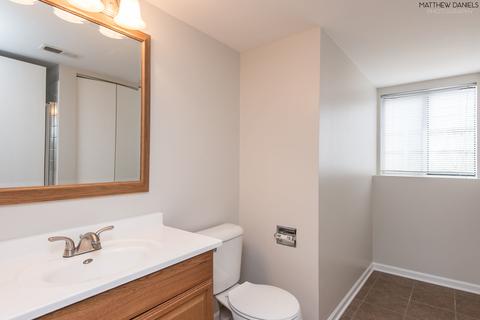 683 Packard Dr, Elgin, IL 60120 photo 14