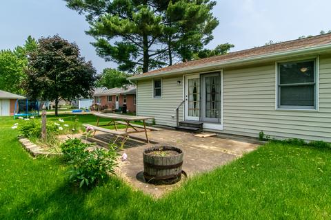 305 N Cedar St, Gardner, IL 60424 photo 25