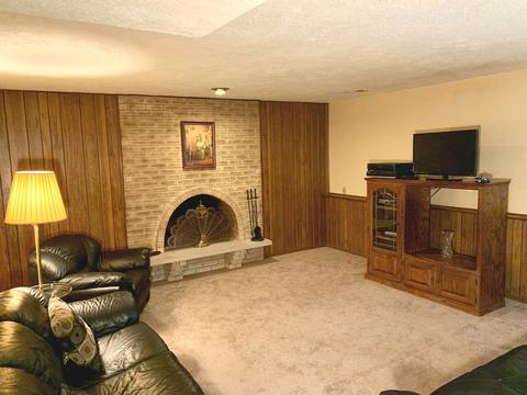 835 N Wyncroft Pl, Addison, IL 60101 photo 16