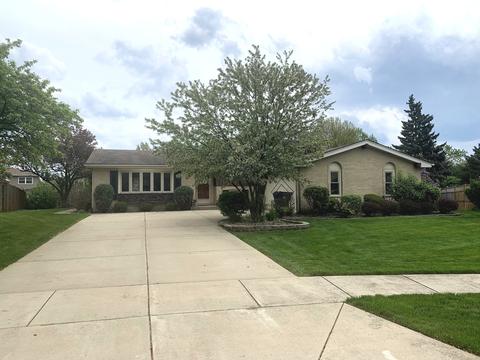 835 N Wyncroft Pl, Addison, IL 60101 photo 2