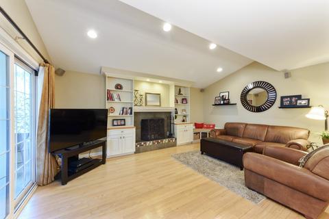 1704 N Beech Rd, Mount Prospect, IL 60056 photo 7