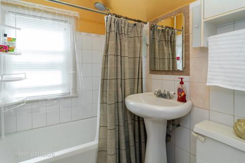 4413 Amelia Ave, Lyons, IL 60534 photo 9