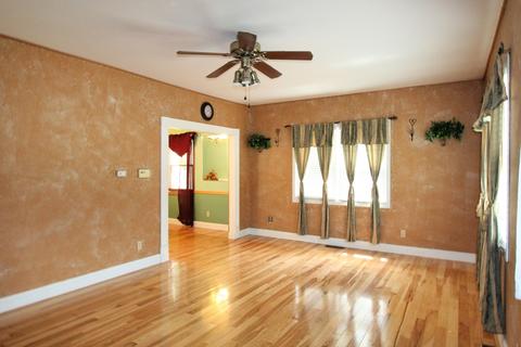 1237 Ottawa Ave, Ottawa, IL 61350 photo 2