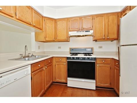 4521 Olmstead Dr, Hoffman Estates, IL 60192 photo 3