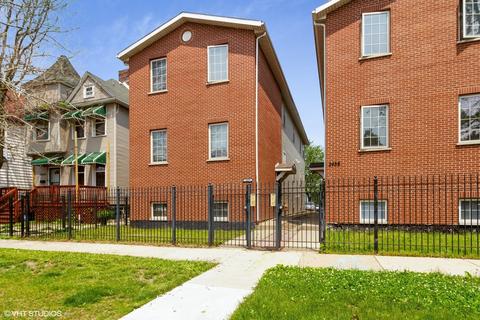 2456 E 74th Pl, Chicago, IL 60649 photo 1