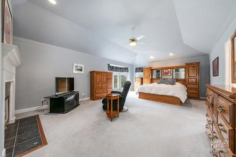 3364 White Eagle Dr, Naperville, IL 60564 photo 18