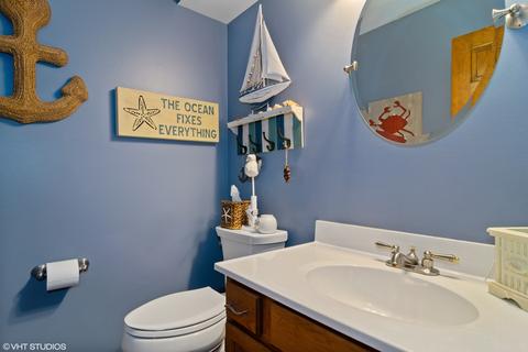 228 Sangamon Ct, Bartlett, IL 60103 photo 21