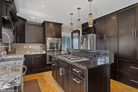 228 Sangamon Ct, Bartlett, IL 60103 photo 7