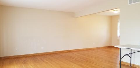 7217 Summit Rd, Darien, IL 60561 photo 2