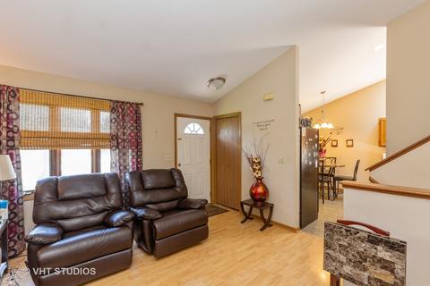 2160 Royal Blvd, Elgin, IL 60123 photo 2
