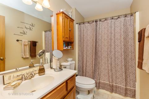 2160 Royal Blvd, Elgin, IL 60123 photo 8
