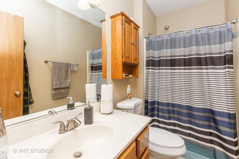 2160 Royal Blvd, Elgin, IL 60123 photo 9