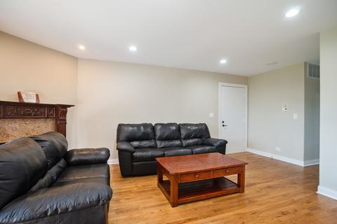 2610 Northampton Dr #1C, Rolling Meadows, IL 60008 photo 3