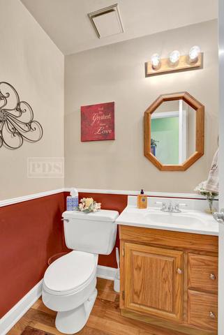 2125 N Summit St, Wheaton, IL 60187 photo 14