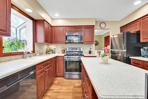 2125 N Summit St, Wheaton, IL 60187 photo 10