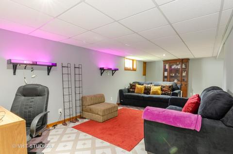 835 Cedar Ave, Elgin, IL 60120 photo 10