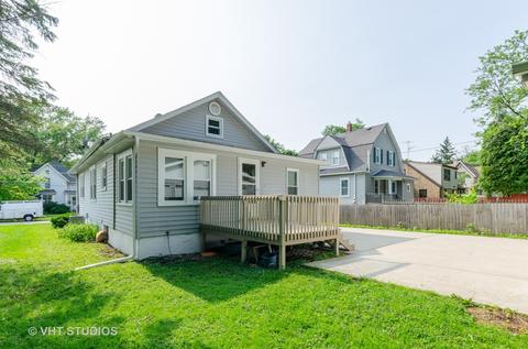 835 Cedar Ave, Elgin, IL 60120 photo 12