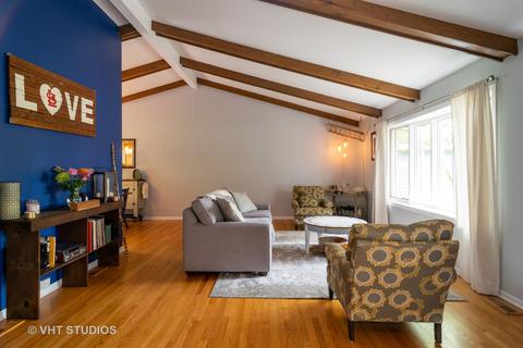 1611 Stoddard Ave, Wheaton, IL 60187 photo 3