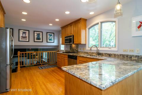 1611 Stoddard Ave, Wheaton, IL 60187 photo 5