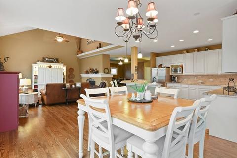 26408 W Red Apple Rd, Plainfield, IL 60585 photo 6
