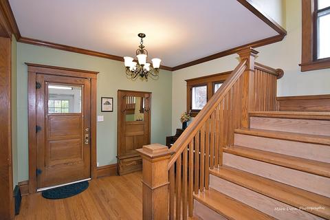 62 N Worth Ave, Elgin, IL 60123 photo 4