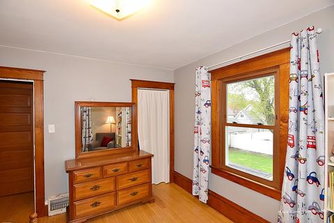 62 N Worth Ave, Elgin, IL 60123 photo 21