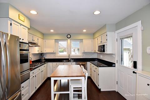 62 N Worth Ave, Elgin, IL 60123 photo 10