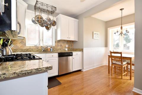 458 E Oriole Ave, Elmhurst, IL 60126 photo 9