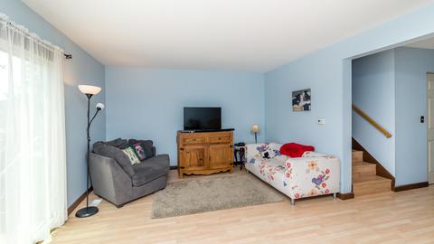 1833 Sessions Walk, Hoffman Estates, IL 60169 photo 8
