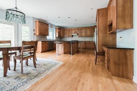 201 64th St, Willowbrook, IL 60527 photo 4