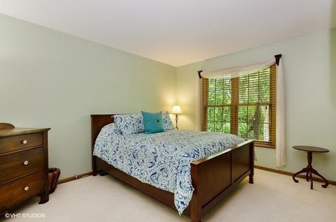 1901 Riverwood Dr, Algonquin, IL 60102 photo 12
