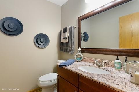 1901 Riverwood Dr, Algonquin, IL 60102 photo 8