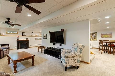 1901 Riverwood Dr, Algonquin, IL 60102 photo 17