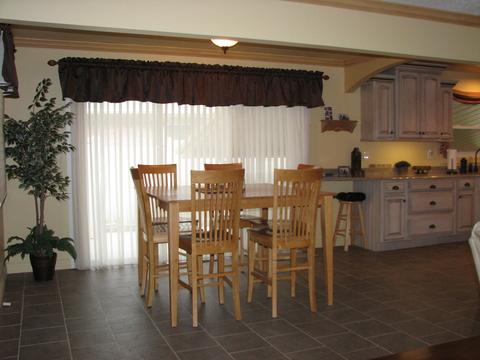 600 E Scott St, Tuscola, IL 61953 photo 9