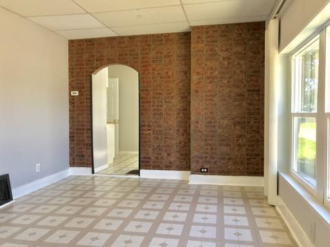 345 S Wall St, Kankakee, IL 60901 photo 4