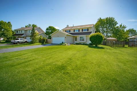 3096 Diane Dr, Aurora, IL 60504 photo 2