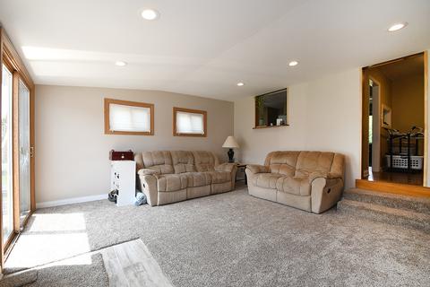 7737 S Thomas Ave, Bridgeview, IL 60455 photo 13