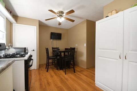 7737 S Thomas Ave, Bridgeview, IL 60455 photo 11