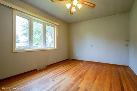 1105 Obrien St, Harvard, IL 60033 photo 7