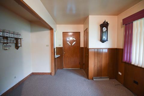 Undisclosed, Lansing, IL 60438 photo 25