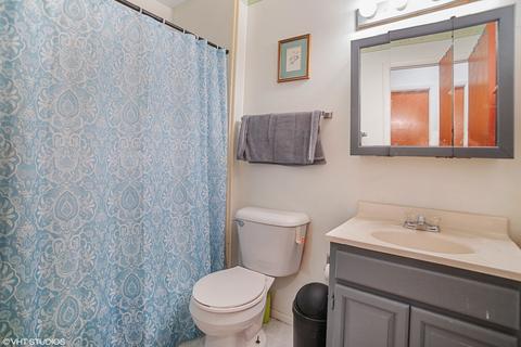 1440 Nottingham Ln, Hoffman Estates, IL 60169 photo 6