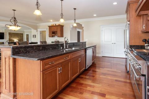 12900 Peppertree Dr, Plainfield, IL 60585 photo 9