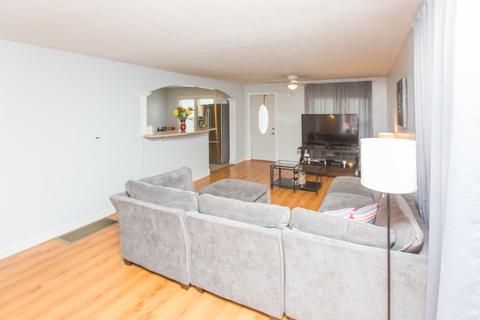 7217 W 61st Pl, Summit, IL 60501 photo 4