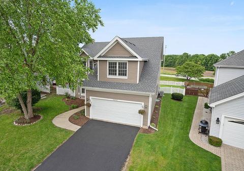 4409 Cove Cir, Plainfield, IL 60586 photo 2