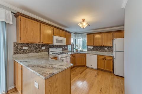 1124 Sawmill Ln, Algonquin, IL 60102 photo 10